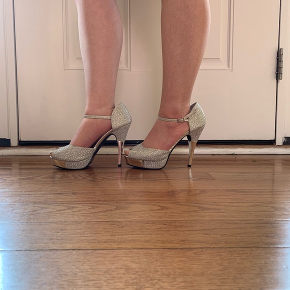 Prom Silver High Heels❄️
